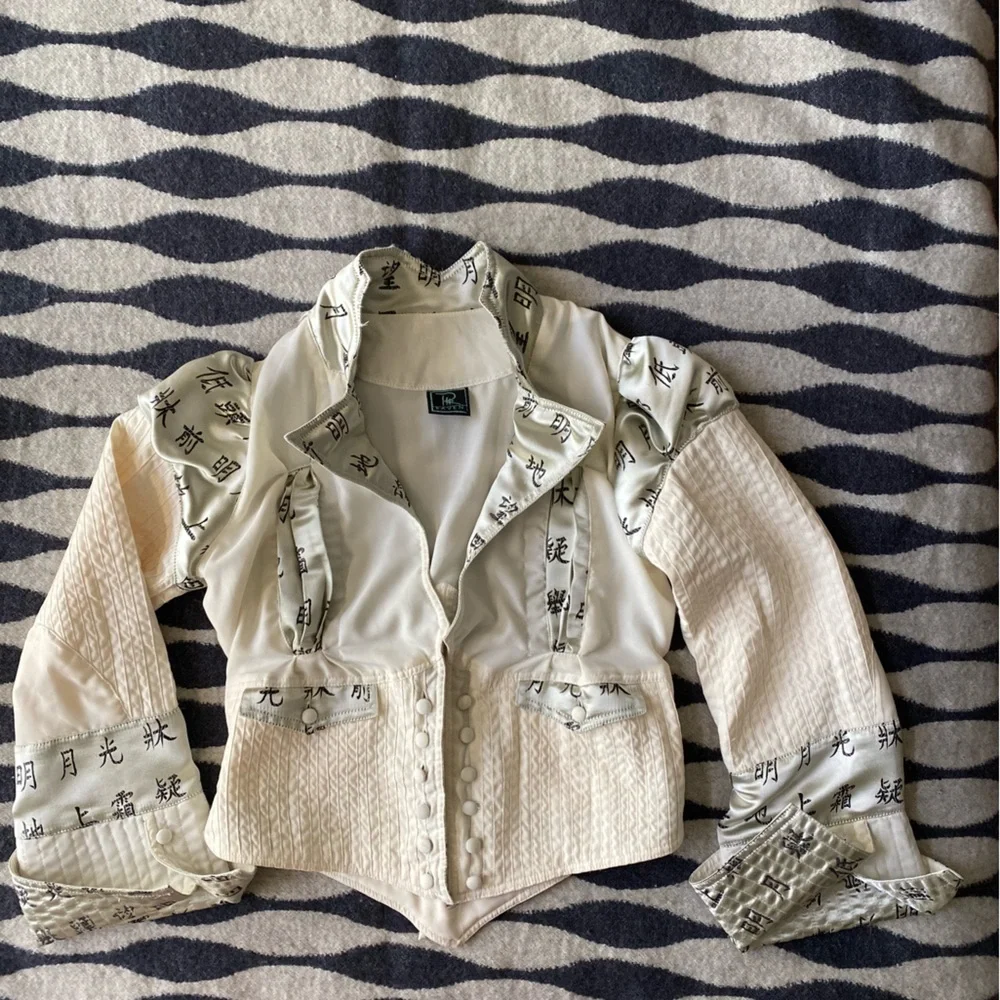 Raven Bustier style Jacket White Sateen with Black Characters size M - Picture 2 of 15
